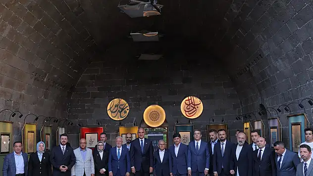 Bakan Ersoy ve Başkan Büyükkılıç Kayseri'de