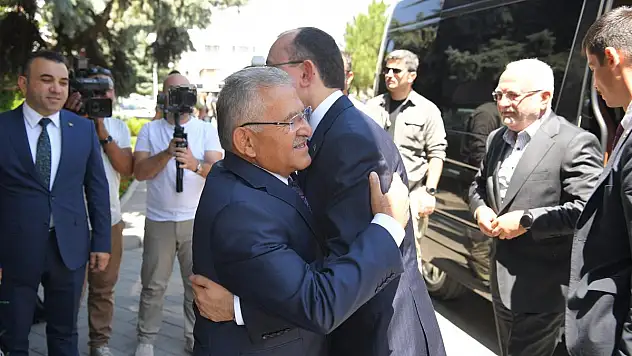 BAKAN MUŞ KAYSERİ DE