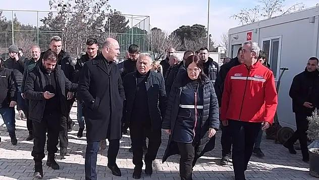 Bakan Soylu deprem bölgesinde