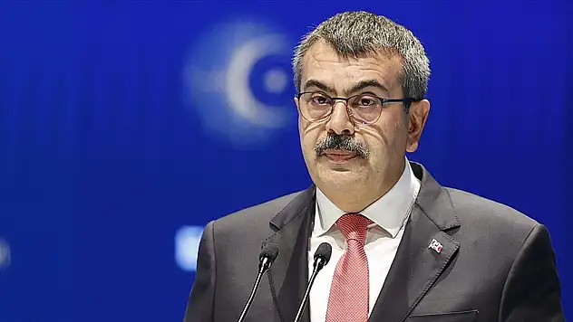 Bakan Tekin: Ara Tatiller Kaldırılmayacak