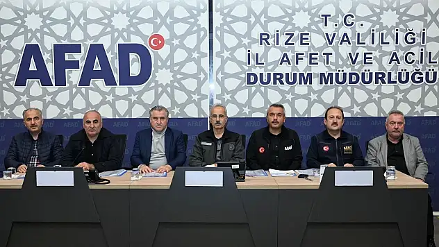 Rize'de sel sonrası 2 yol kapalı