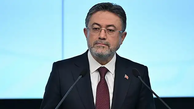 Bakan Yumaklı: Büyük zirai don olayı yaşadık