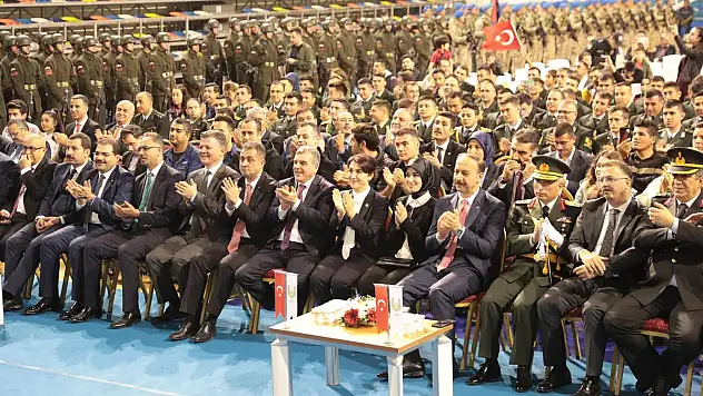 Başkan Beyazgül, 29 Ekim Kutlamalarına Katıldı
