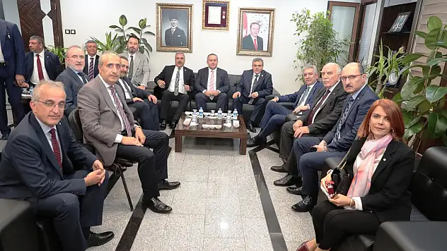 BAŞKAN BEYAZGÜL, İSTANBULLU İŞ ADAMLARI İLE GÖRÜŞTÜ