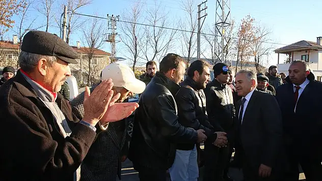 Başkan Büyükkılıç,  4 ilçe gezileri ile halkla buluşuyor