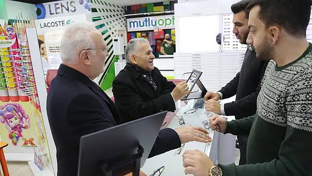 Başkan Büyükkılıç,  'Alışveriş Merkezlerinde'