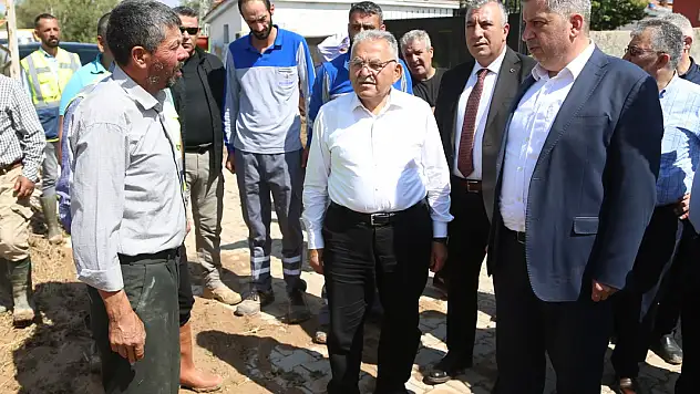 BAŞKAN BÜYÜKKILIÇ, BÜNYAN'DAKİ SEL BÖLGESİNDE İNCELEMELERDE BULUNDU