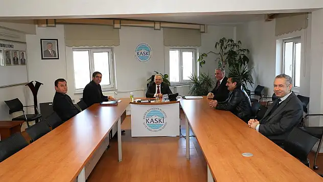 BAŞKAN BÜYÜKKILIÇ KASKİ'DE TOPLANTI YAPTI