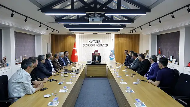 Başkan Büyükkılıç, Kayseri Turizm Ödülleri 2026 Komisyonunu Ağırladı