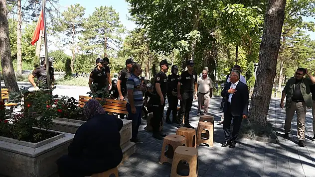BAŞKAN BÜYÜKKILIÇ, ŞEHİT POLİS ULUÇAY'I MEZARI BAŞINDA ANDI
