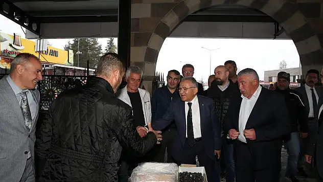BAŞKAN BÜYÜKKILIÇ'TAN HİSARCIK ESNAFINA ZİYARET