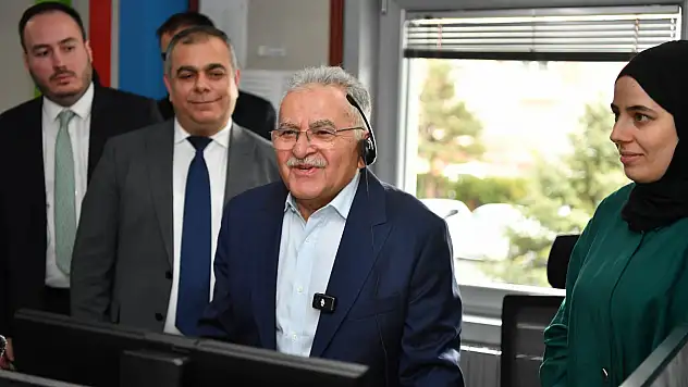 Başkan Büyükkılıç'tan KASKİ'de Çağrı Merkezi Mesaisi