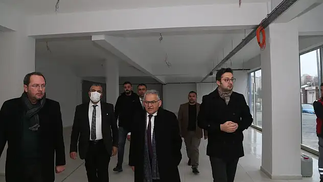 BAŞKAN BÜYÜKKILIÇ'TAN TALAS'A YENİ KÜTÜPHANE