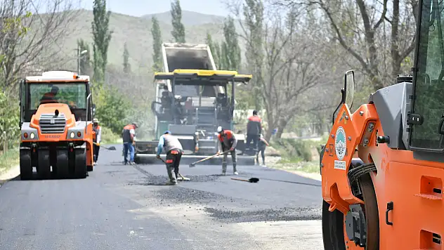 Başkan Büyükkılıç'tan turizm ve ulaşımda büyük hamle: Yahyalı'da 72 milyon TL'lik yatırım