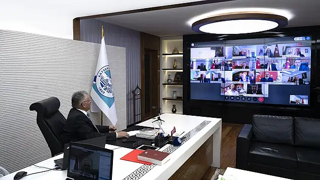 BAŞKAN BÜYÜKKILIÇ'TAN VİDEO KONFERANS YÖNTEMİYLE TOPLANTI