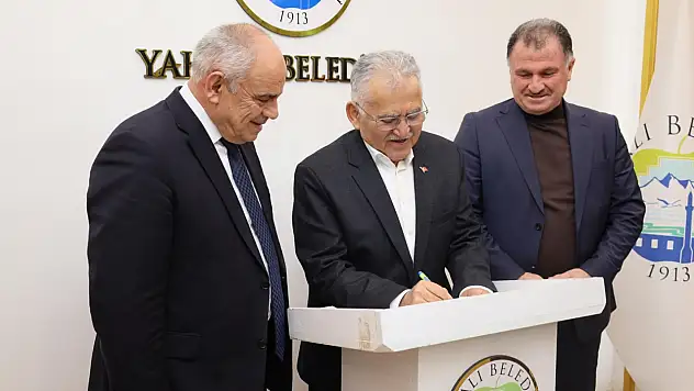 Başkan Büyükkılıç'tan Yahyalı'ya Geçmiş Olsun Ziyareti
