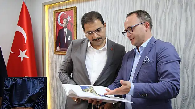 BAŞKAN CANPOLAT'A POLONYA HEYETİNDEN ZİYARET