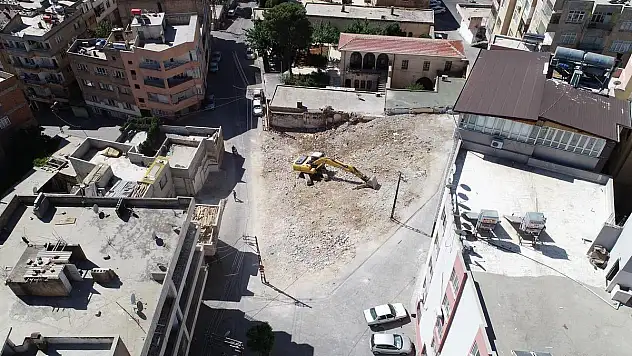 BAŞKAN CANPOLAT İLE 'ÇEYREK ASIRLIK' SORUN ÇÖZÜME KAVUŞUYOR