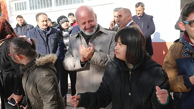 BAŞKAN ÇOLAKBAYRAKDAR, ENGELLİLERİN YÜREĞİNE DOKUNDU