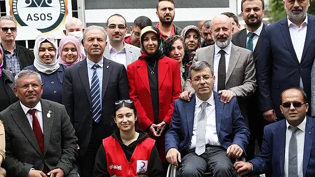 BAŞKAN ÇOLAKBAYRAKDAR, ENGELLİLERLE BİR ARAYA GELDİ