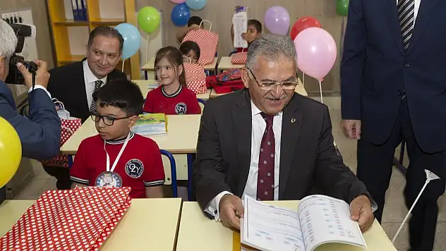 BAŞKAN'DAN EĞİTİME TAM DESTEK