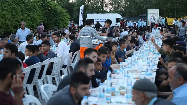 BAŞKAN GÜDER, 'BİRLİĞİMİZE KAST ETMEK İSTEYENLER VAR'