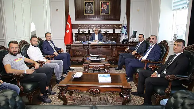 BAŞKAN GÜDER'DEN 'FUTBOL KÖYÜ' PROJESİNE TAM DESTEK