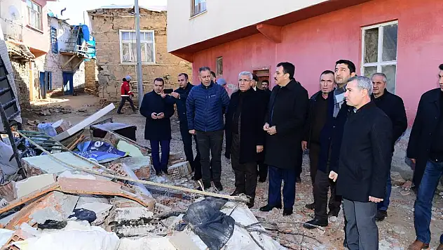 BAŞKAN GÜDER,  DOĞANYOL VE PÜTÜRGE İLÇESİNİ ZİYARET ETTİ