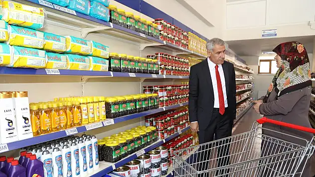 BAŞKAN GÜDER, HAYIR ÇARŞISINDA İNCELEMELERDE BULUNDU