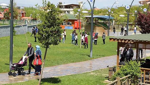 BAŞKAN GÜDER, 'MEKÂNIMIZ GERÇEKTEN ÇOK GÜZEL'