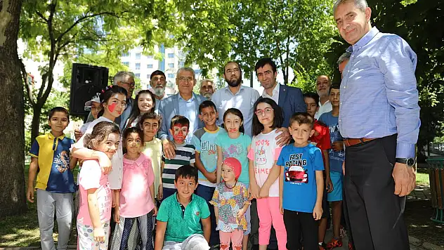 BAŞKAN GÜDER, 'PARKLARIMIZA SAHİP ÇIKIYORUZ'