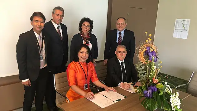 Başkan Mahçiçek EXPO İçin Fransa'da