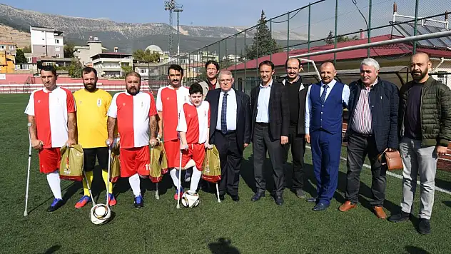 Başkan Mahçiçek, Sporun ve Sporcunun Yanında