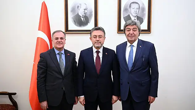 Başkan Özdoğan'dan Ankara'da temas