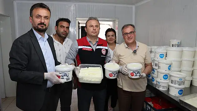 BAŞKAN ÖZDOĞAN: 'MOZZARELLA PEYNİRİ ÜRETİMİ İÇİN GERİ SAYIM BAŞLADI'