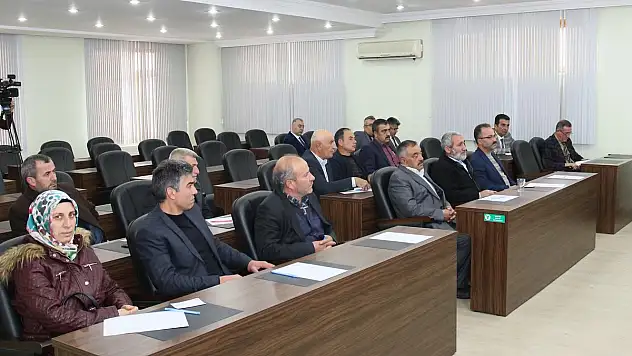 BAŞKAN ÖZDOĞAN MUHTARLARLA BİR ARAYA GELDİ