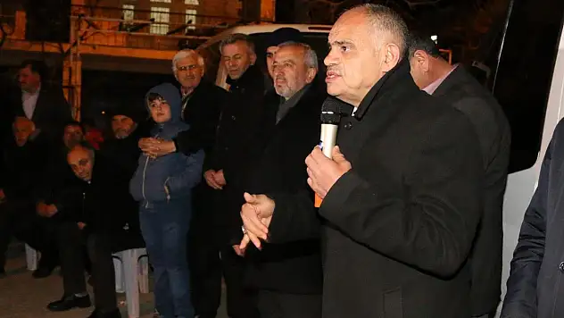 BAŞKAN ÖZTÜRK 100.YIL MAHALLESİ'NDE VATANDAŞLARLA BULUŞTU