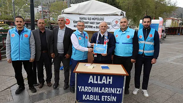 Başkan Öztürk'ten Kurban Bağışı
