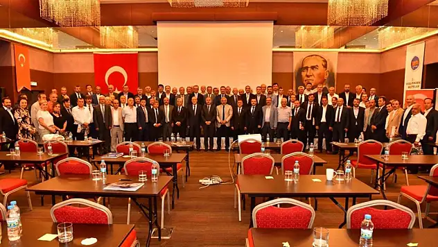 BAŞKAN PEKMEZCİ DOKAP ENCÜMEN ÜYELİĞİNE SEÇİLDİ
