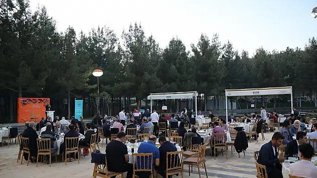 BAŞKAN ŞAHİN, BASIN MENSUPLARIYLA İFTARDA BULUŞTU