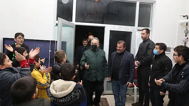 BAŞKAN YALÇIN KURUKÖPRÜLÜ GENÇLERLE