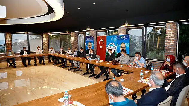 BAŞKAN YALÇIN MUHTARLARLA BULUŞTU