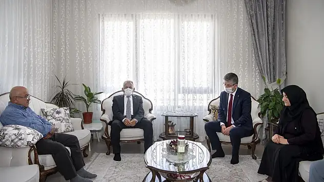 BAŞKANLARDAN ŞEHİT AİLELERİNE ANLAMLI ZİYARET