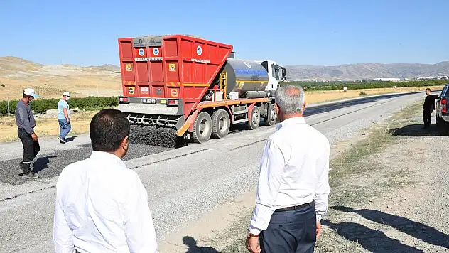 BATTALGAZİ BELEDİYESİ SOĞUK ASFALT ÜRETİM VE SERİM TESİSİ KURDU