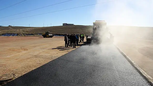 BAYBURT TARIM YERLEŞKESİ'NDE ÇALIŞMALAR DEVAM EDİYOR