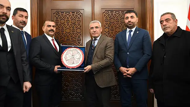 'BAYRAĞI DAHA İYİ YERLERE TAŞIYACAĞINA HİÇ ENDİŞEMİZ YOK'