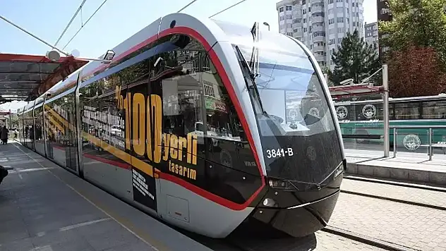 Bayramda tramvaylar 381 bin kişiye ücretsiz hizmet sağladı