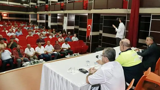Belediye ve Emniyet, Servis Şoförlerinin Sorunlarını Dinledi