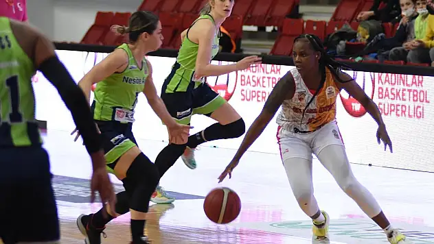 Bellona' dan Nesibe Aydın galibiyeti