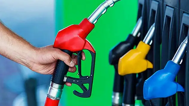 BENZİN ve MOTORİNE ÇİFTE ZAM